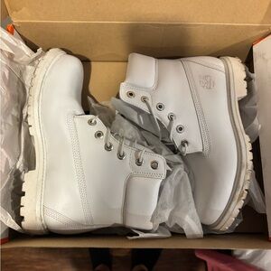 Custom white Timberlands